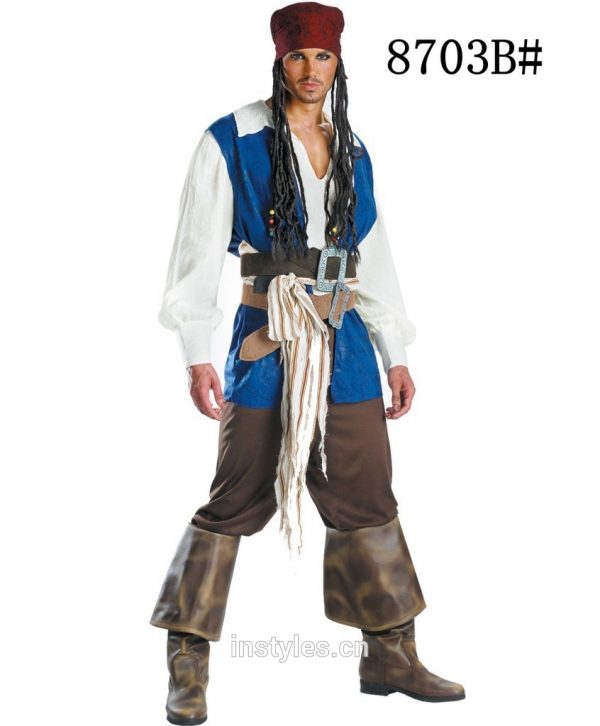 alt="pirate costume"