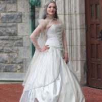 alt="Cosplay Fantasy Wedding Dress"